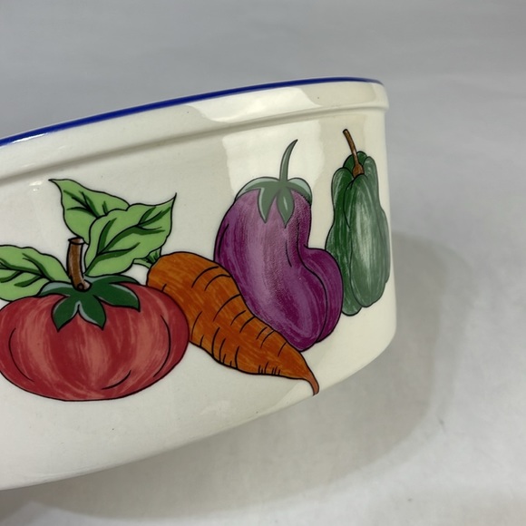 Verdura Hand Painted Veggie Motif Casserole Dish - Picture 5 of 16